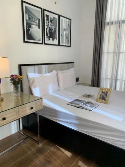 Louis House – Photos 16